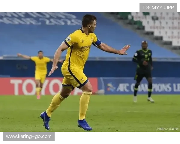 塞维利亚新援马尔考停赛，后防重组迎保级生死战